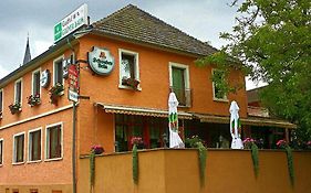Gruener Baum